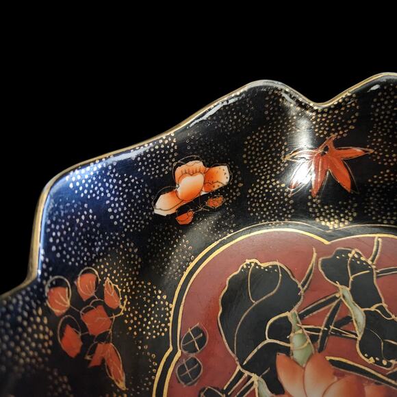Vintage Chinese Imari Style Lotus Bowl Black Red Gold Scalloped 6" Made in China - Picture 3 of 9